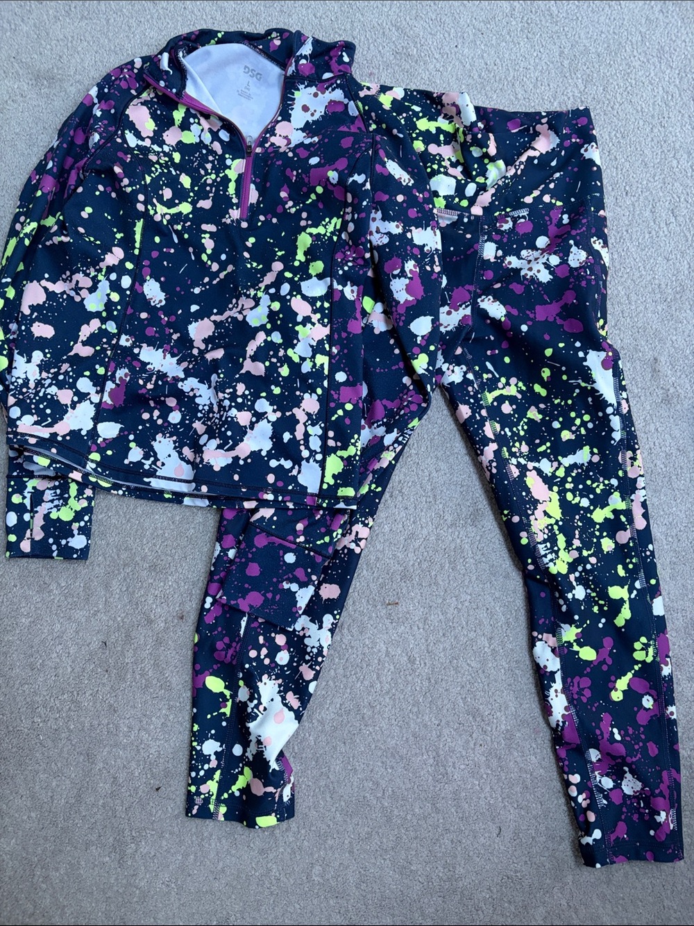 Girls Size Large (14) Two Piece Pants and Pullover Set - Paint-Splash Print